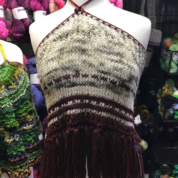 Hippie Girl Halter - Picture 3 of 5